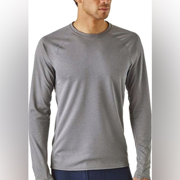Patagonia Other - Patagonia Performance Base Layer Capilene Crew Top sz XS